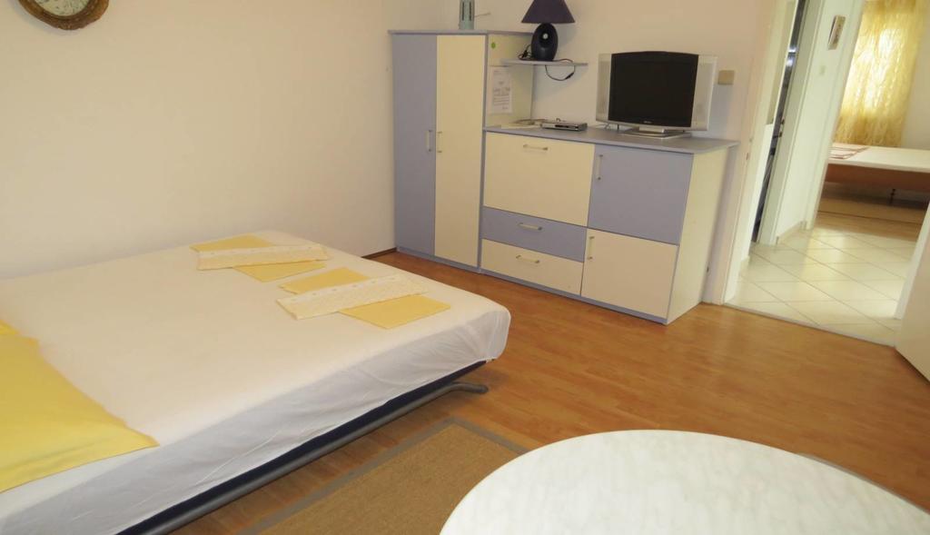 Apartments Corluka Baska Voda Exterior photo